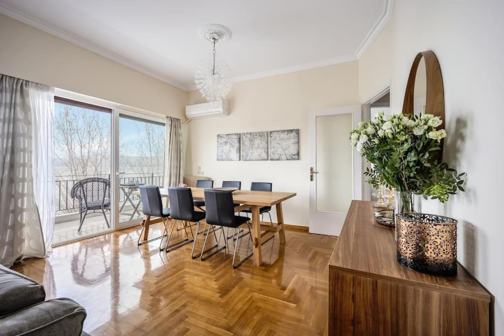 Bright Central Apartment With Splendid Sea View! Халкида Экстерьер фото