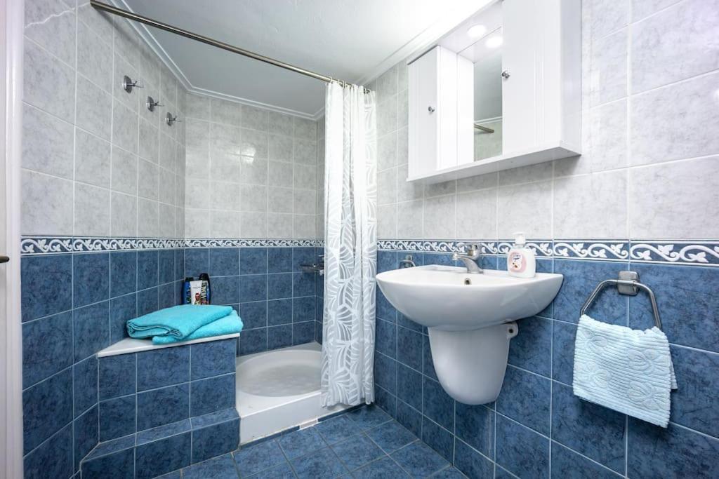 Bright Central Apartment With Splendid Sea View! Халкида Экстерьер фото